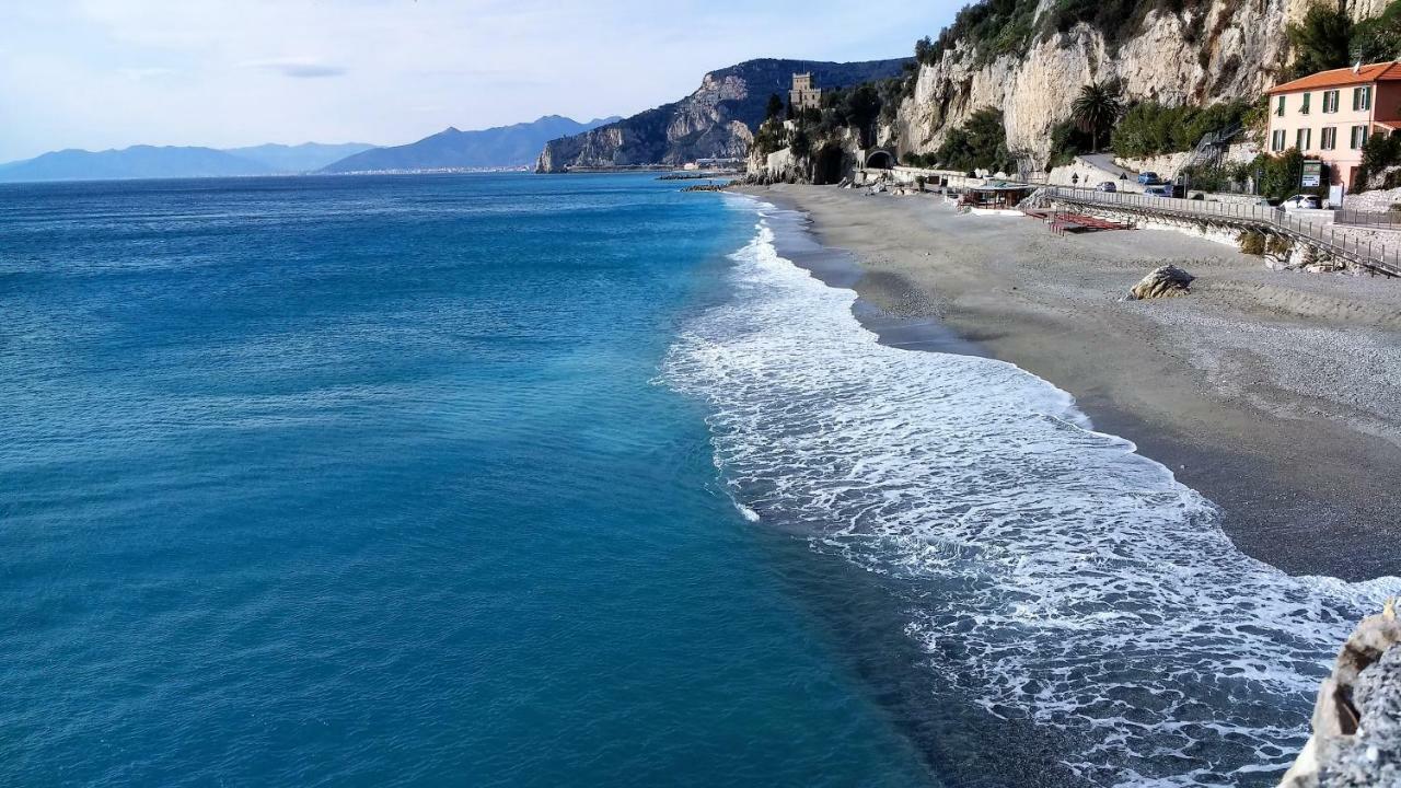 Casa Papaveri Rossi Finale Ligure Zewnętrze zdjęcie
